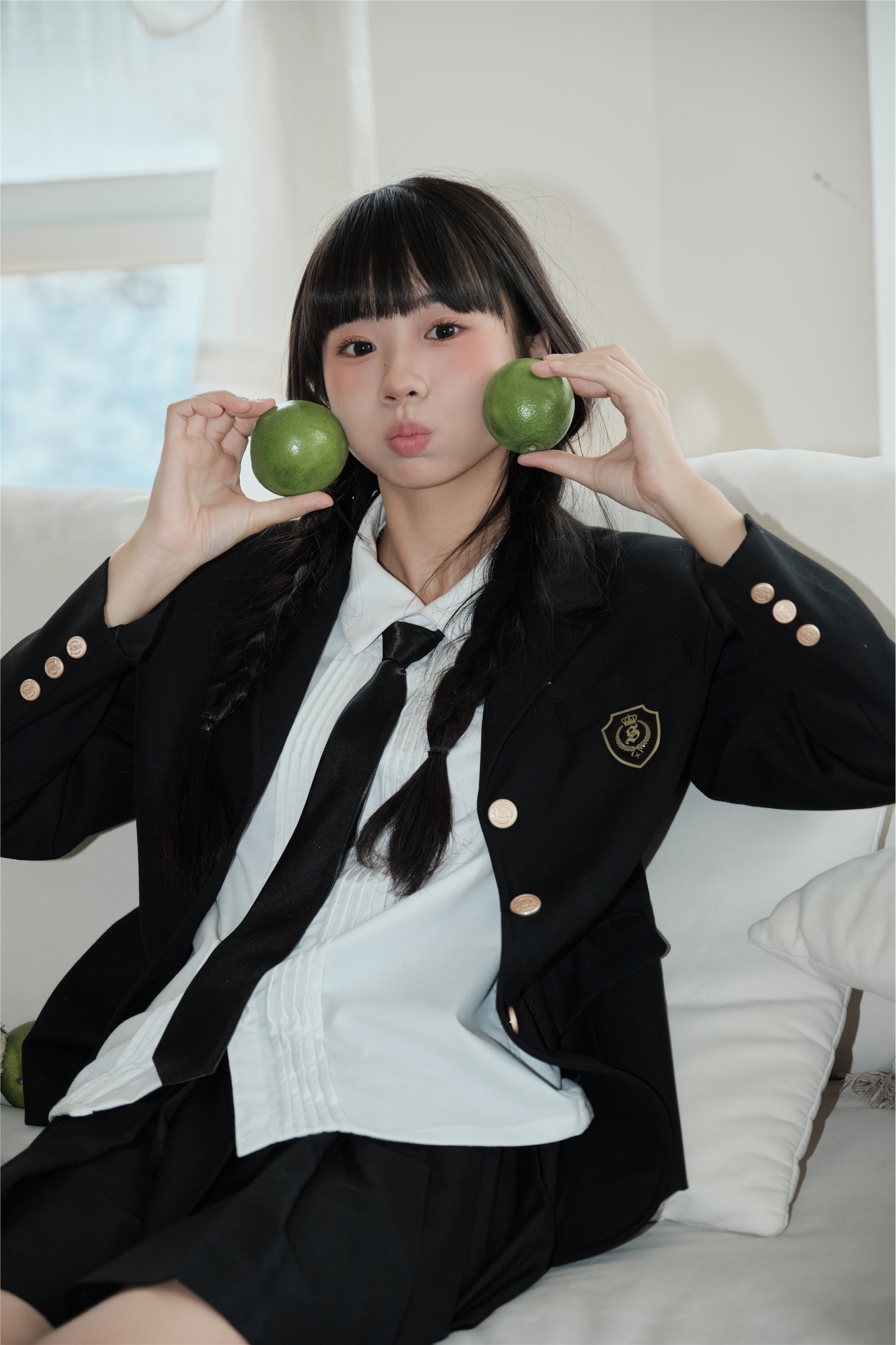 YITUYU艺图语 2025.01.18 青橙少女 是三金呀